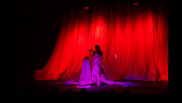 theomartin-oliviamoore-img_8784